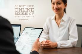However, our resume builder comes with a ton of premium features. 30 Best Free Online Resume Cv Website Templates