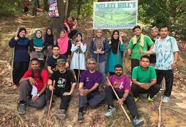 Keempat diantara faedah dari sikap wallahu 'alam adalah hal itu menjadi dalil, menjadi indikasi tentang terpercaya nya dia, sikap amanahnya dia. Kawan Yang Baik Akan Tutup Aib Sahabatnya 5 Sifat Perlu Ada Untuk Mencari Sahabat Ad Din Mstar