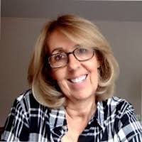 Betty Scandurra's Instagram, Twitter & Facebook