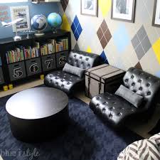 Decorating With Style How To Decorate A Boy S Room That Will Grow With Him Blue I Style