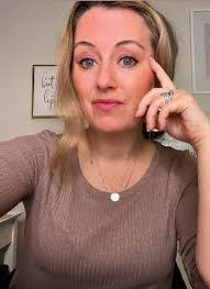 Sue Ullery's Instagram, Twitter & Facebook