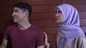 Berikut di bawah ini detail drama yang lebih lengkapnya dan juga sinopsis lengkapnya. Pesan Pada Hati L Episod 4 Episod 6 Youtube
