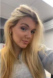 sienna (@siennanelson_)