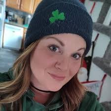 Jessica Bemis's Instagram, Twitter & Facebook