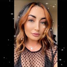 April Hallett's Instagram, Twitter & Facebook