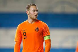 Bondscoach frank de boer koos uit zijn voorselectie van 34 spelers uiteindelijk 26 internationals die meegaan naar het ek. Afvallers Bij Nederlands Elftal Kunnen Ek Met Jong Oranje Vergeten Voetbal International