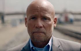 He was looking at a life sentence. Now he's giving others a second chance. 