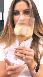 Let’s get creative! Fun weekend project with your gf’s. Tag your besties  and show me your final products 💋