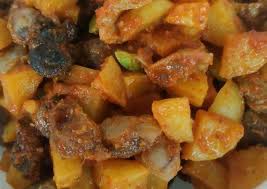 Biasanya banyak dihindangkan di hari lebaran ataupun sebagai menu pelengkap ketupat dan opor ayam, atau juga pelengkap nasi tumpeng. Bahan Membuat Kentang Balado Ati Ampela Yang Enak Resepenakbgt Com