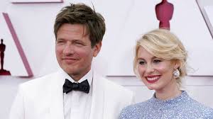 Her older sister, nanna, and she has had the opportunity to accompany their father on various red carpets of international film festivals. Yi4yjxmpqu8rzm