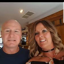 Can anyone recommend a dog sitter who can look after one dog please?🐾