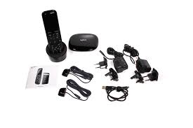 The harmony elite buttons are automatically mapped based on the activity you're in. Test Logitech Harmony Elite Universal Fernbedienung Allround Pc Com