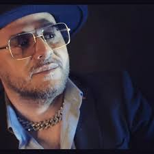 Alex Gavin's Instagram, Twitter & Facebook