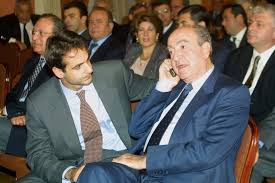Από τον μάρτιο του 2004, είναι εν ενεργεία βουλευτής με τη νέα δημοκρατία. H Profhtikh Eyxh Toy Kwnstantinoy Mhtsotakh Ston Kyriako Fwto Aftodioikisi Gr