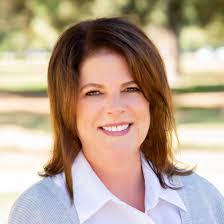 Connie Poe's Instagram, Twitter & Facebook