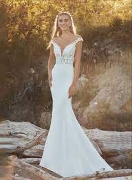 Australia's leading wedding photographer's erin & tara, are behind the lens of some of the most stylish and soulful weddings ever captured across australia and around the world. Lindsay Reichert Lindsaymiriam Profile Pinterest