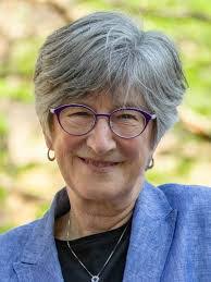 Isabel Schmitz's Instagram, Twitter & Facebook