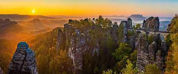 Sie zählt zu den meistbesuchten touristenattraktionen der sächsischen schweiz. Berghotel Bastei Home Berghotel Bastei