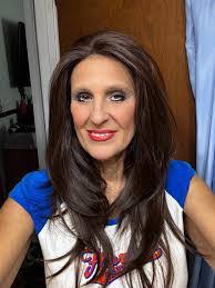 Kristi Bellamy's Instagram, Twitter & Facebook