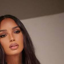 anna holtz (annaholtzz)