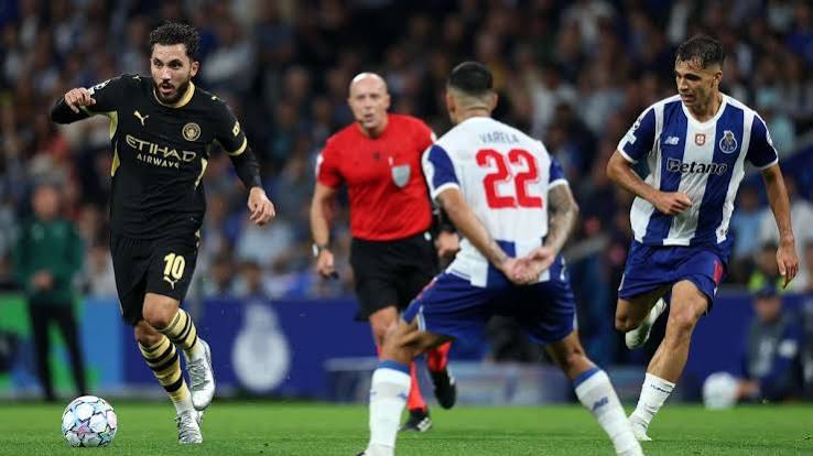 Haaland marca, e City vence o Porto na estreia da Champions