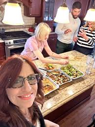 Do we have any local nutritionist's/ dieticians that specialise in Keto  diets please 🙏