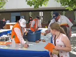 The Antelope Valley Gem Mineral Club 2018 Gem Mineral Show Will Be Held April 28th And April 29th The Antelope Valley Gems And Minerals Gems Minerals