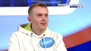 66,481 likes · 520 talking about this. Ce Spun Romanii Editie Speciala Stand Up Baieti Vs Fete Facebook