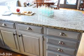 updating your kitchen cabinet hardware