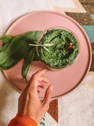Vegan Wild Garlic Pesto When Sweet Becomes Healthy Rezept In 2020 Gesunde Vegetarische Rezepte Vegane Rezepte Rezepte Mit Altem Brot
