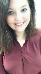 Freelance makeup artist loves pinkflash products