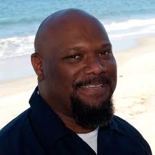 Mark Tynes's Instagram, Twitter & Facebook