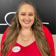 Julianna Sandy's Instagram, Twitter & Facebook