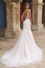 Abito da sposa a trapezio a manica lunga con gonna in chiffon e retro trasparente stile44226. Vendita E Noleggio Abiti Da Sposa Sorelle Ferroni