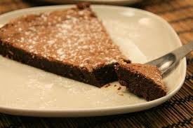 Recette Fondant Au Chocolat Par Eloise Il Est Legerement Croustillant Sur Le Dessus Et Fondan Recette Fondant Au Chocolat Fondant Au Chocolat Recette Fondant