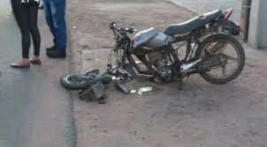 Se quedó internado en un centro asistencial en estado de gravedad. Diario Hoy Accidente En San Lorenzo Muere Mujer Que Iba De Acompanante En La Moto