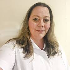 Lorna Stephens's Instagram, Twitter & Facebook