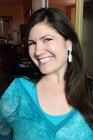 Cari Leclair's Instagram, Twitter & Facebook