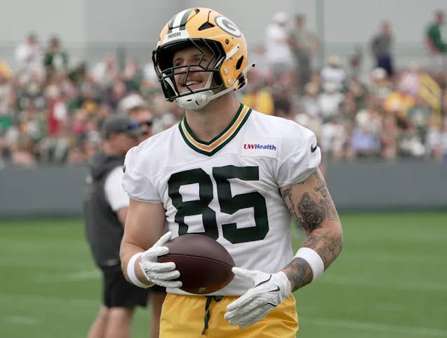 Should you draft Tucker Kraft in fantasy? Injury update, outlook for  Packers TE - Yahoo Sports