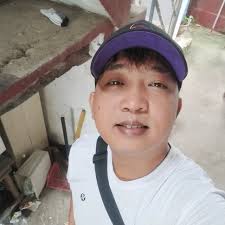 Pagod na tita nyo, single na nman sa pasko 🥹