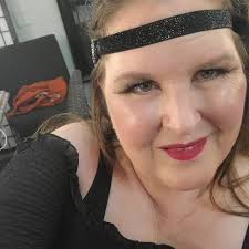 That is the correct pronunciation. I wanted one so much.