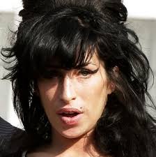 Amy Winehouse death due to alcohol, inquest hears