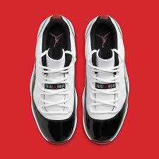 The shoes had many characteristics of a knock off, the back of the shoe was what looked very suspicious! Air Jordan 11 Retro Low White Bred Av2187 160 Release Date Nice Kicks