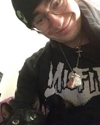 Allie Taylor (@allie.is.here_) · Instagram photos and videos