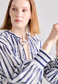 Alice + Olivia JULIUS VLUMINUS