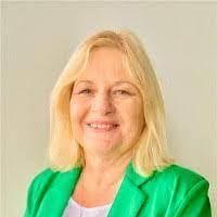 Annie Toland's Instagram, Twitter & Facebook