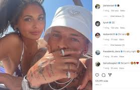 Ben White Tergila-gila dengan Milly Adams