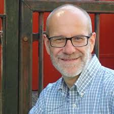 Junior developer vs senior developer