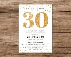 Keenza sedang merayakan ulangtahunnya yang ke 10. Contoh Undangan Ulang Tahun Ke 75 Download Contoh Lengkap Gratis