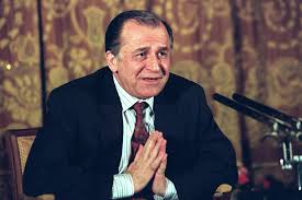 Câți bani cheltuiesc aceștia în românia în medie? Cum ArÄƒta Ion Iliescu Acum 30 De Ani Cand Devenea PreÈ™edintele Romaniei Galerie Foto Impact